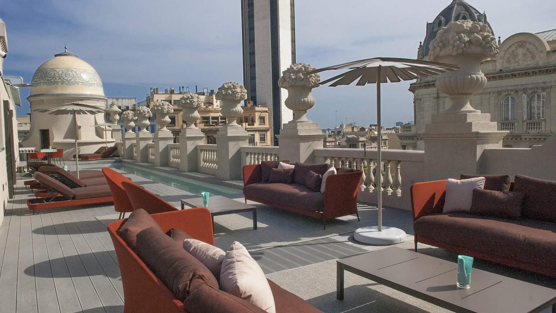 Casagrand Luxury Suites Barcelona