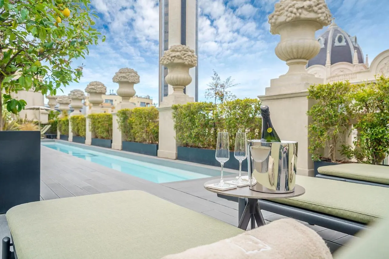 Casagrand Luxury Suites Barcelona 0*,  España