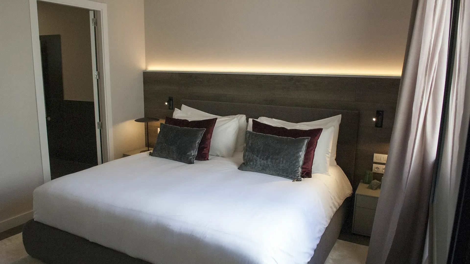 Casagrand Luxury Suites Barcelona España